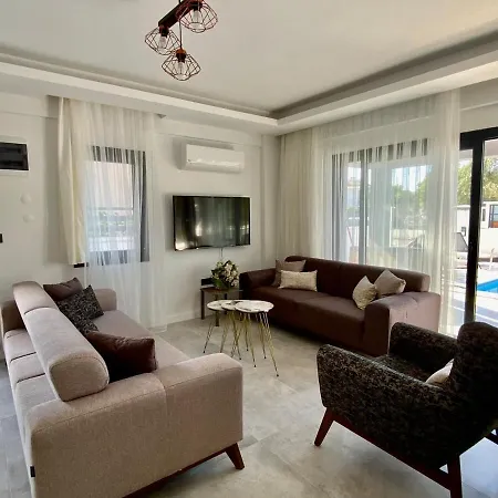 House Of Alice - With Pool Near Calis * 费特希耶