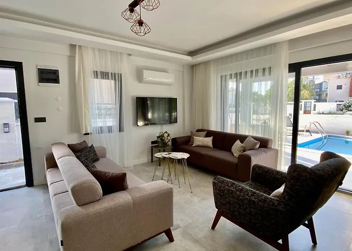 House Of Alice - With Pool Near çalış * Fethiye